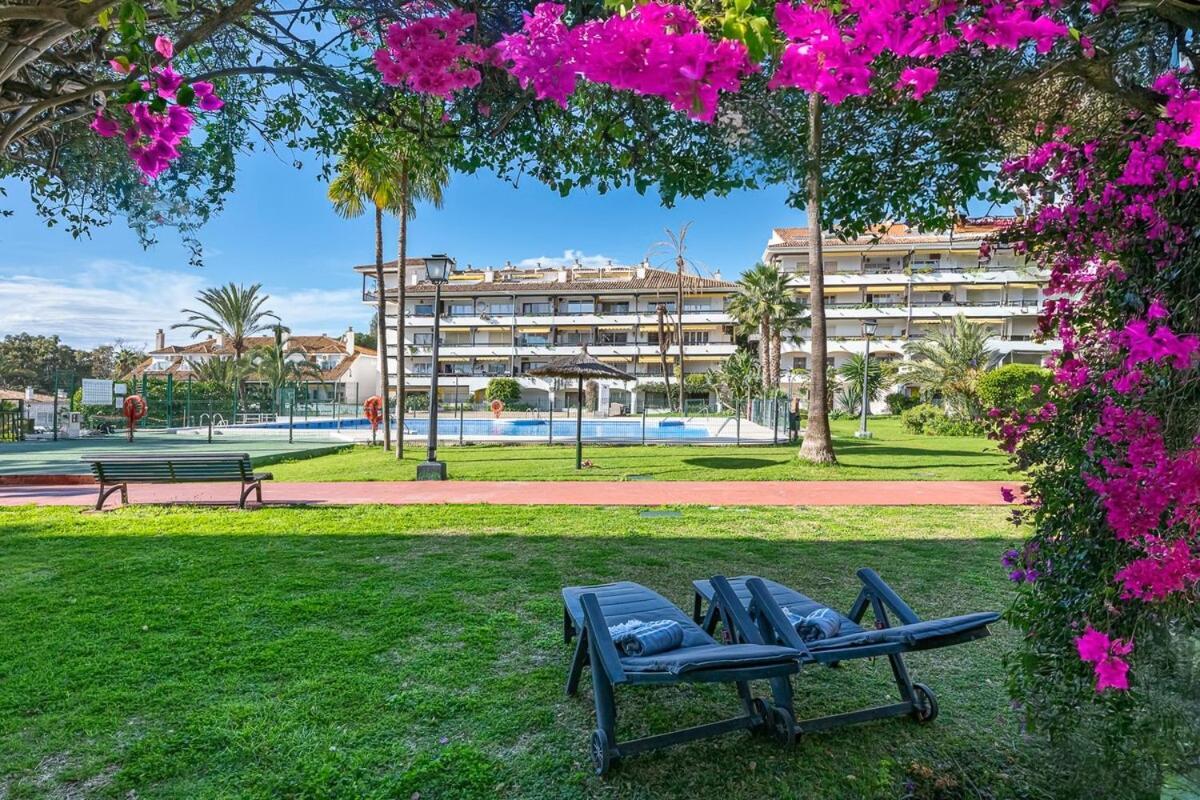 Golden Mile Getaway, Garden View, Pool & Comfort Μαρμπέλλα Εξωτερικό φωτογραφία
